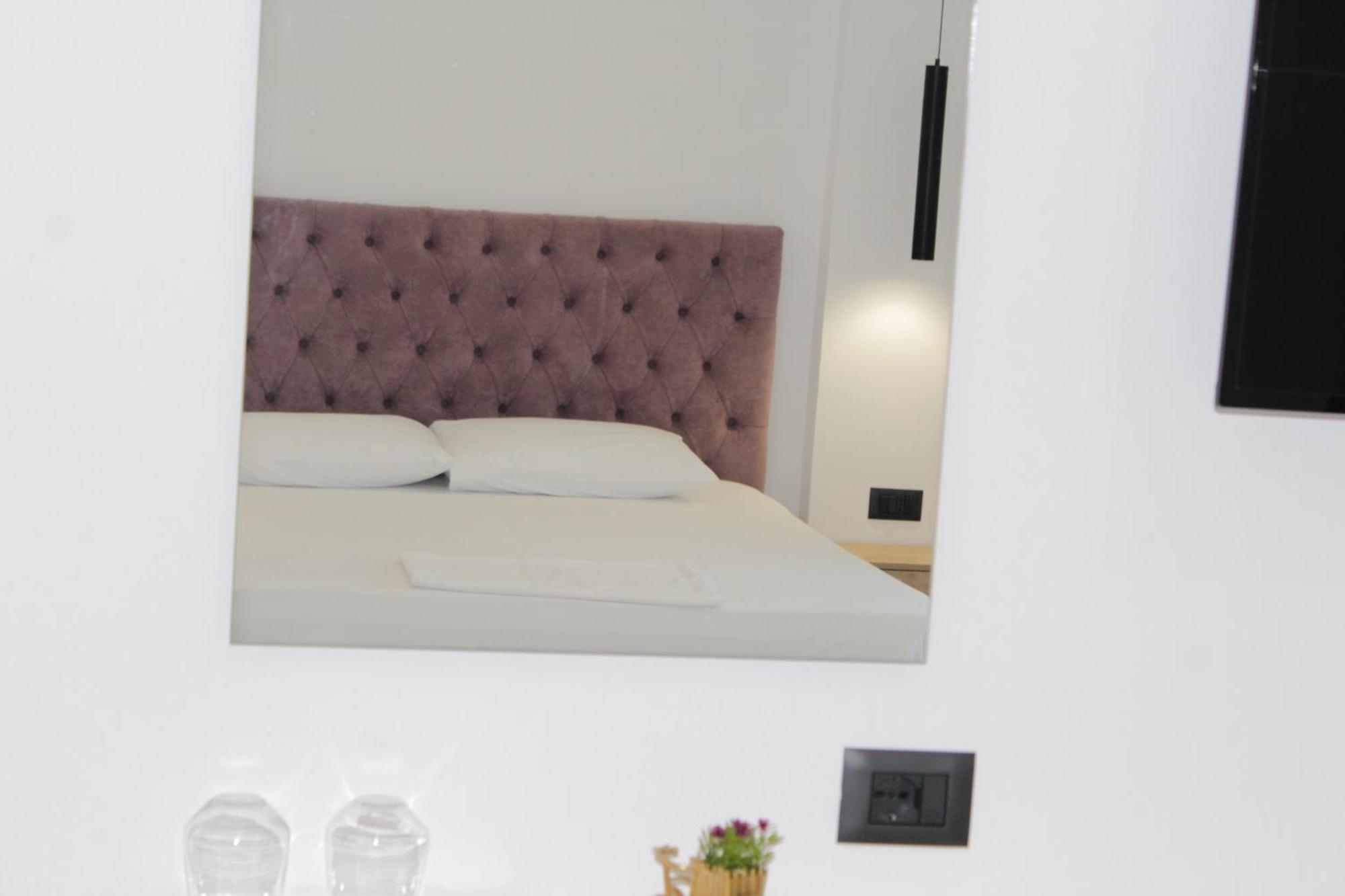 Vila Mia Sarandë Exterior foto
